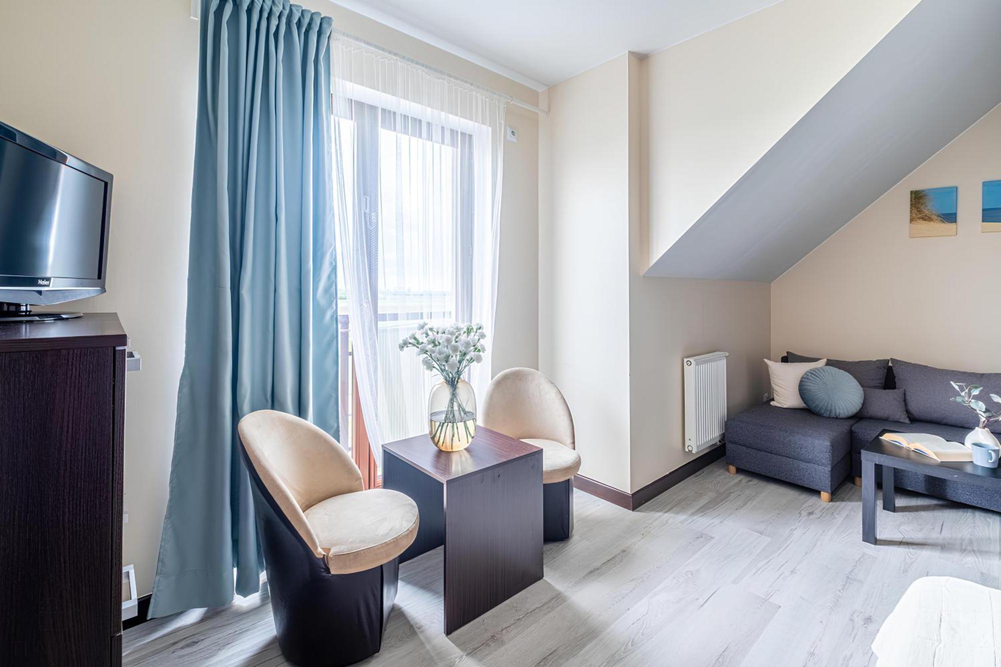Sztutowo Lazurowy Dwor - Apartamenty Oraz Pokoje Z Basenem I Parkingiem ภายนอก รูปภาพ