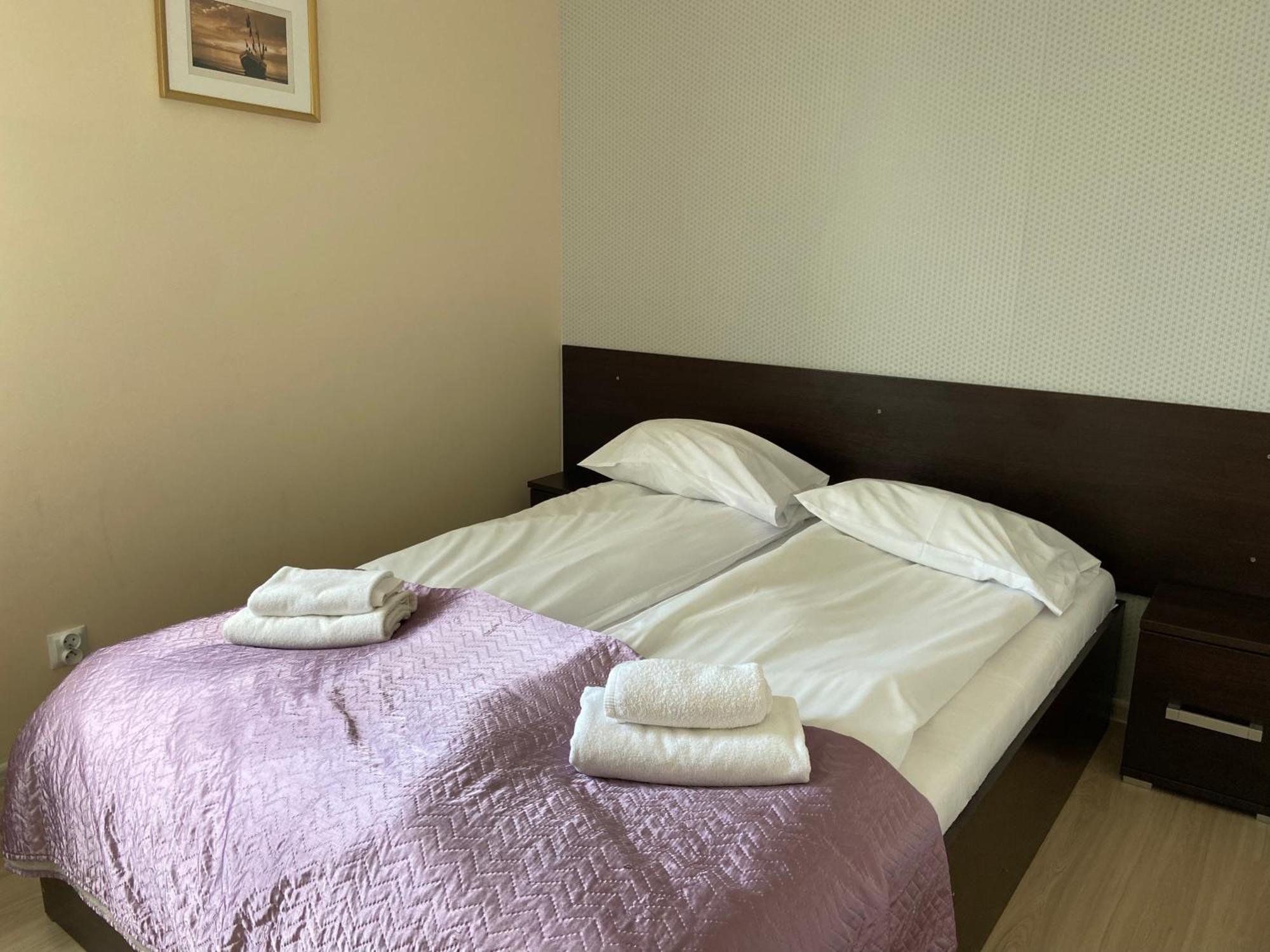 Sztutowo Lazurowy Dwor - Apartamenty Oraz Pokoje Z Basenem I Parkingiem ภายนอก รูปภาพ