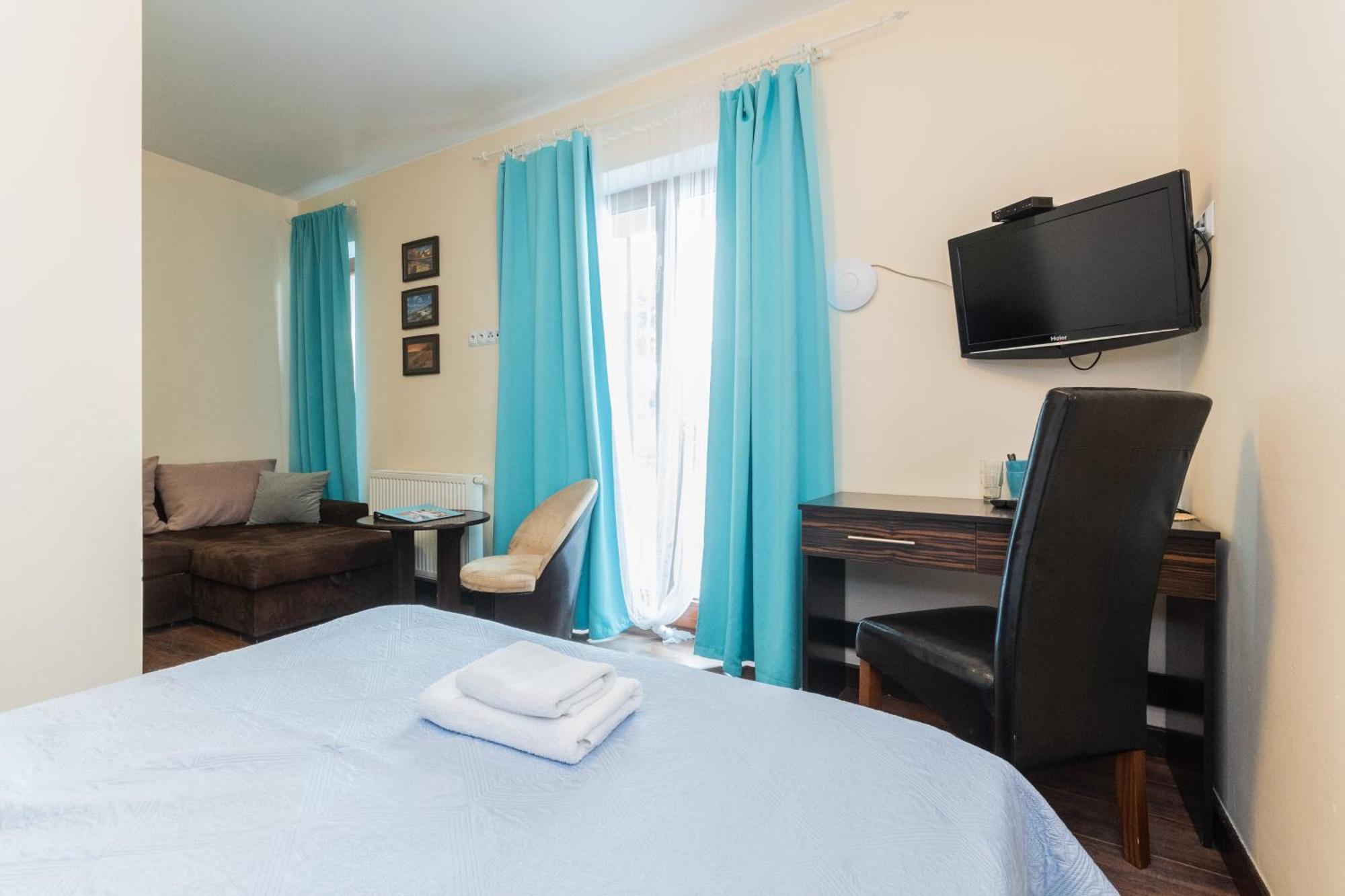 Sztutowo Lazurowy Dwor - Apartamenty Oraz Pokoje Z Basenem I Parkingiem ภายนอก รูปภาพ