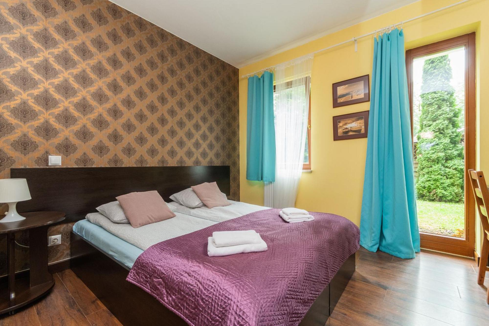 Sztutowo Lazurowy Dwor - Apartamenty Oraz Pokoje Z Basenem I Parkingiem ภายนอก รูปภาพ