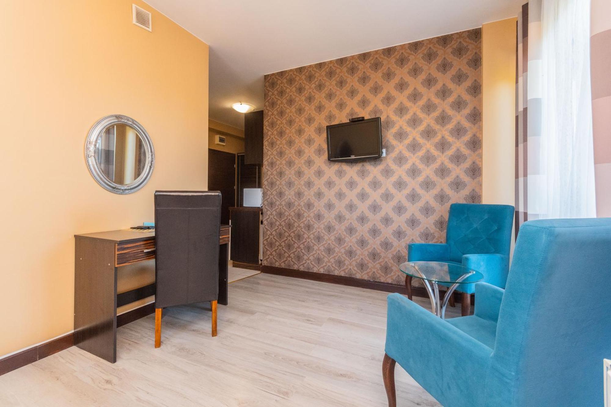 Sztutowo Lazurowy Dwor - Apartamenty Oraz Pokoje Z Basenem I Parkingiem ห้อง รูปภาพ