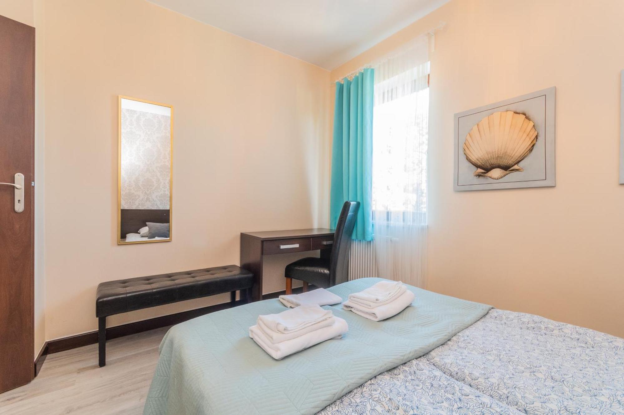 Sztutowo Lazurowy Dwor - Apartamenty Oraz Pokoje Z Basenem I Parkingiem ห้อง รูปภาพ