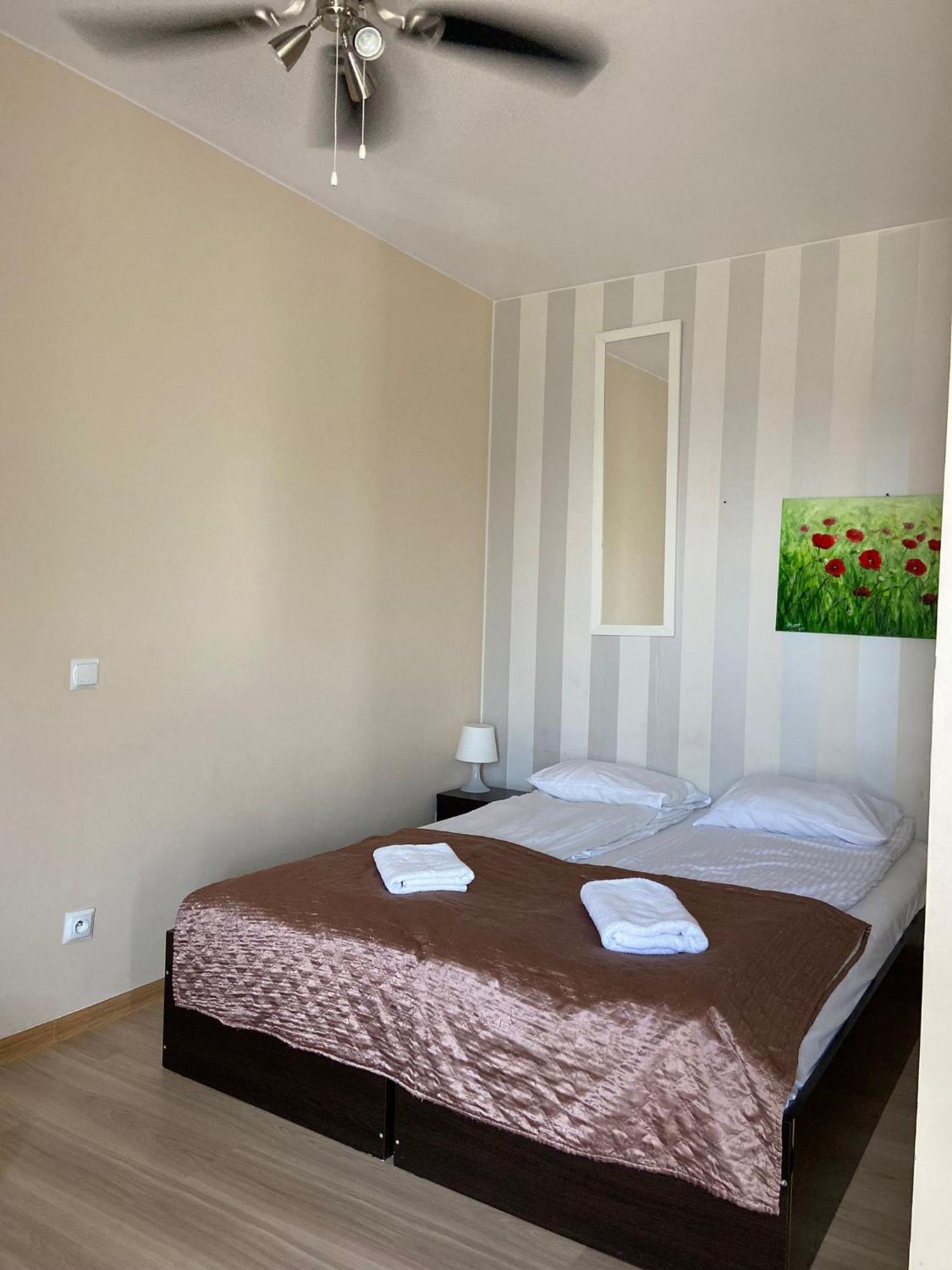 Sztutowo Lazurowy Dwor - Apartamenty Oraz Pokoje Z Basenem I Parkingiem ภายนอก รูปภาพ